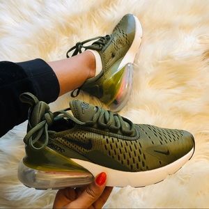 SOLD 🎊Nike Air Max 270